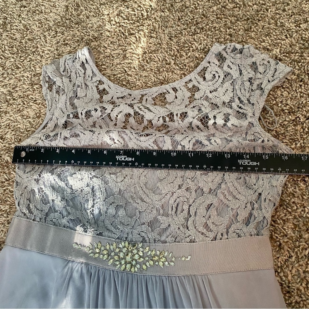 Adrianna Papell Lace Illusion Dress Gray / Silver Sz 6 Gown Beaded Waist Tulle - Picture 11 of 15
